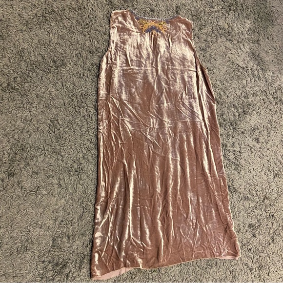 Johnny Was NEW Simona Embroidered Rayon Silk Velvet Dress Size M - Picture 8 of 14